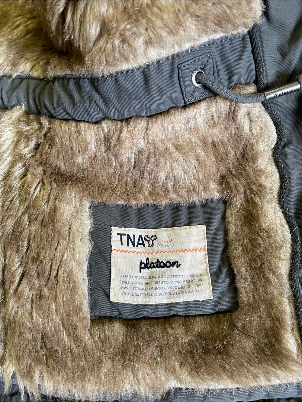 EUC Aritzia TNA Women's Platoon faux fur lined Hooded Utility Jacket - Gray - Picture 4 of 16